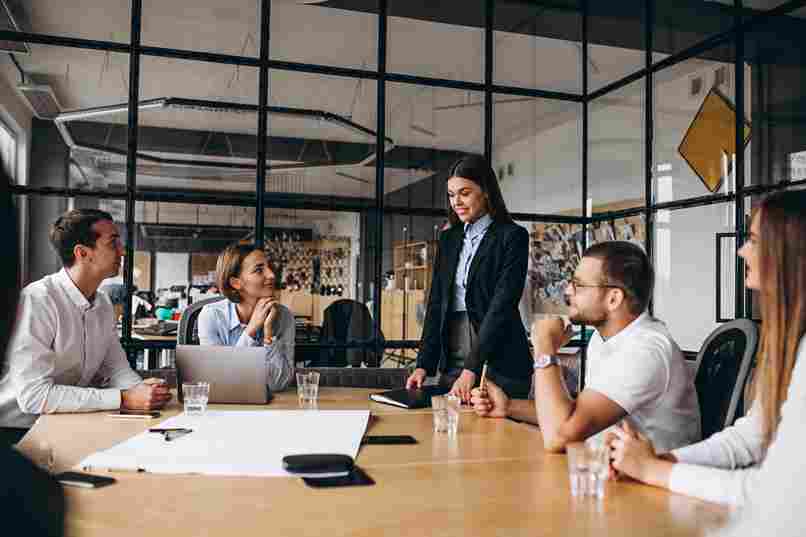 Quels sont les points légaux à vérifier avant de débaucher un salarié protégé ?